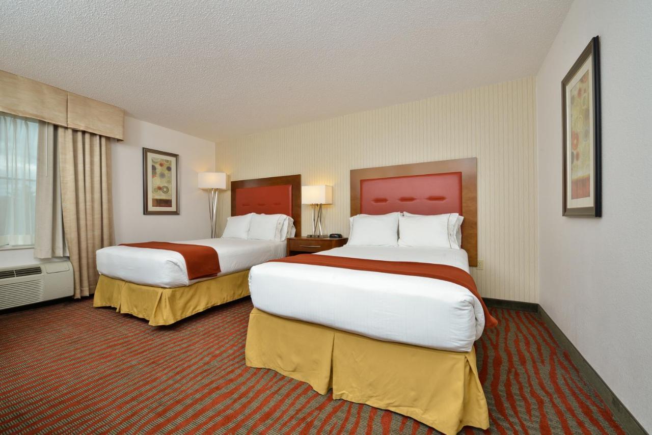 Holiday Inn Express Boston-Milford By Ihg Kültér fotó