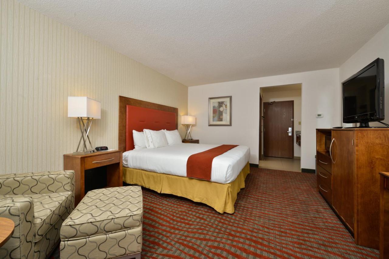 Holiday Inn Express Boston-Milford By Ihg Kültér fotó