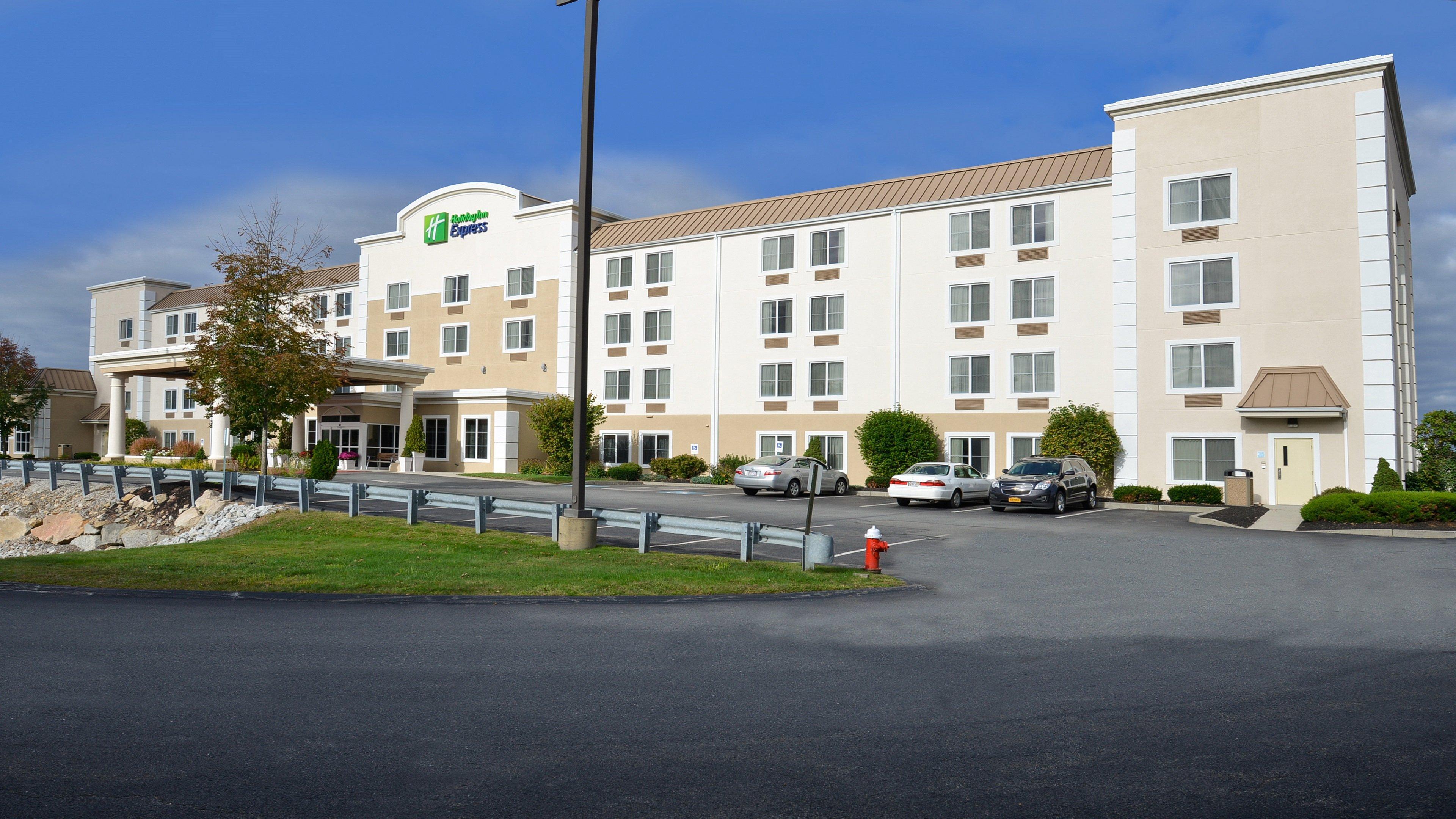 Holiday Inn Express Boston-Milford By Ihg Kültér fotó