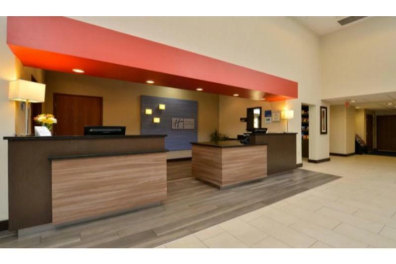 Holiday Inn Express Boston-Milford By Ihg Kültér fotó